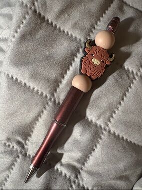 Kids Cute Highland Cow Beaded Pen - Pink Brown